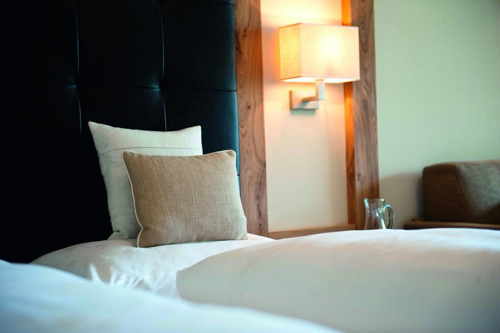 Hotel Panorama Schenna Room photo
