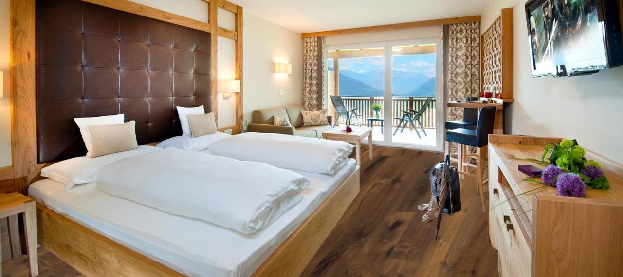 Hotel Panorama Schenna Room photo